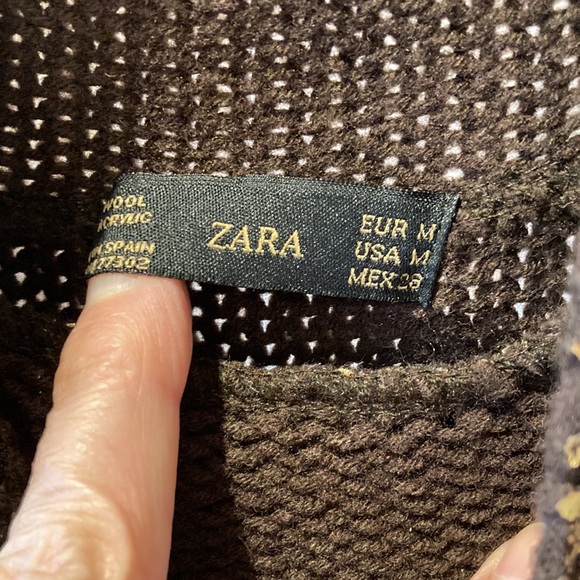 Zara gold/brown sleeveless turtleneck sweater.  Size M. Gold paint front - Picture 6 of 6